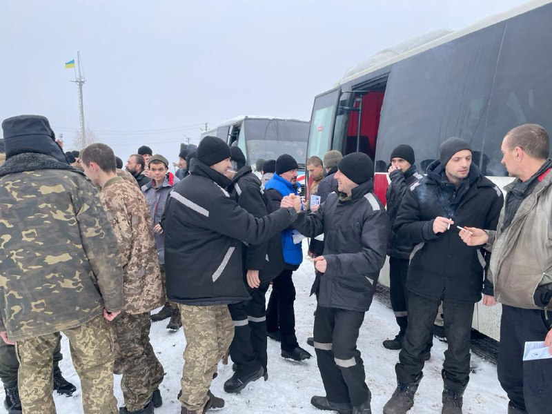116 ukrainische Militärs wurden in einem neuen Gefangenenaustausch aus russischer Gefangenschaft entlassen
