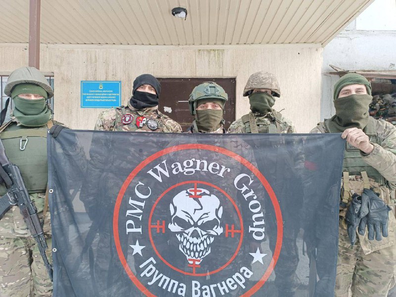 Berichten zufolge haben Söldner von PMC Wagner Paraskoviyivka in der Nähe von Bakhmut gefangen genommen