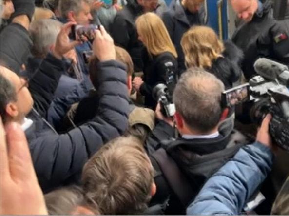 Die italienische Premierministerin Giorgia Meloni ist in Kiew eingetroffen