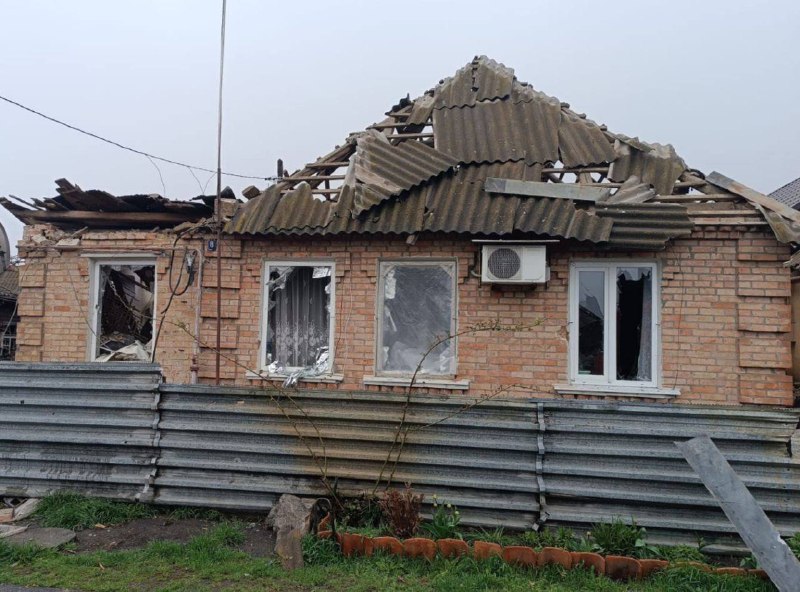 Mueren 4 personas por bombardeo ruso en Nikopol