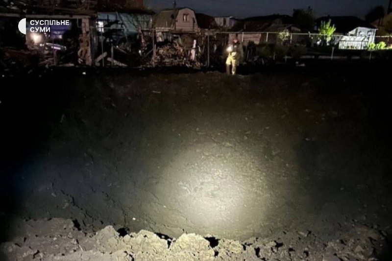 Infolge des Luftangriffs auf Hlukhiv wurden etwa 50 Gebäude beschädigt, einige wurden zerstört. 4 Personen verwundet, darunter ein Kind