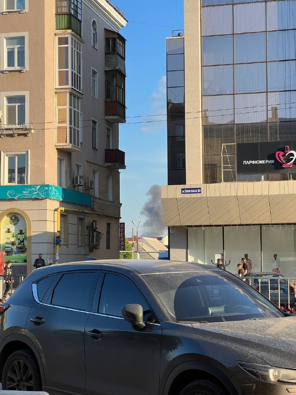 Schwere Explosionen in Luhansk nach mutmaßlichem Raketenangriff auf Munitionsdepot
