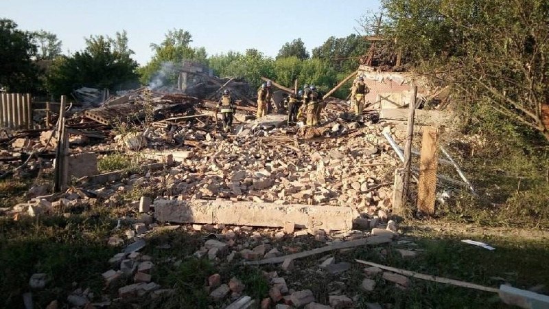 Zwei Personen wurden bei einem Drohnenangriff von Shahed in der Gemeinde Yunakivska in der Region Sumy getötet