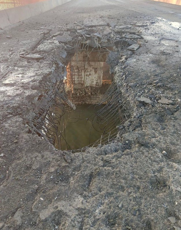 Un pont entre la Crimée occupée et la région de Kherson a été endommagé par une frappe de missile