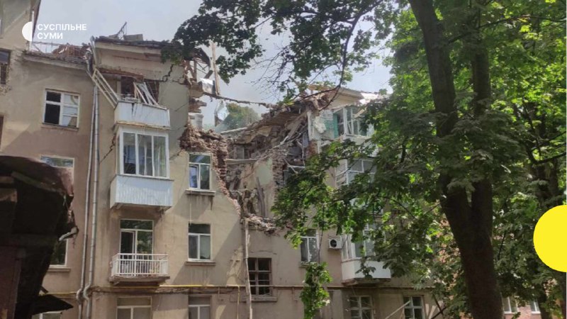 Russische Drohne traf Wohnhaus im Zentrum von Sumy