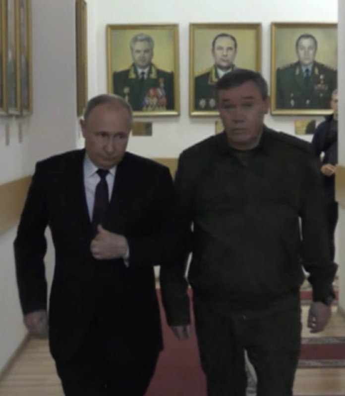 Putin und sein Nachfolger Valeriy Gerassimov waren in der Ukraine in Rostov-on-Donu tätig