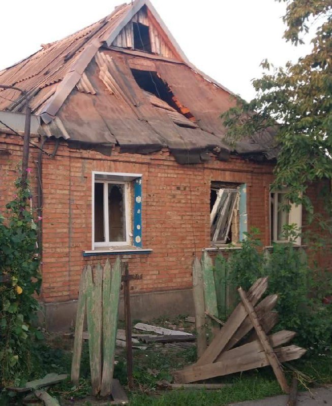 1 Person in Krywyj Rih durch russischen Raketenangriff im Morgengrauen verletzt. Der Bezirk Synelnykove im Gebiet Dnipropetrowsk wurde über Nacht mit Drohnen angegriffen
