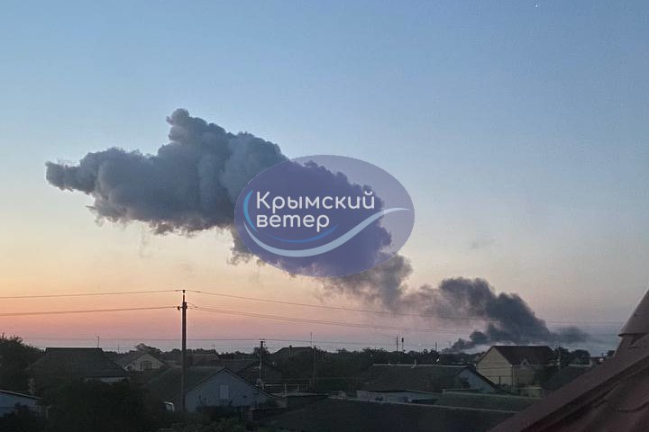 Heute Morgen wurden in der Nähe von Jewpatoria mehr als 15 Explosionen gemeldet
