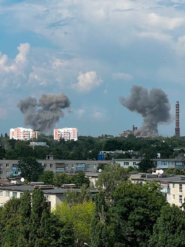 2 Luftangriffe mit Gleitbomben in Charkiw gemeldet