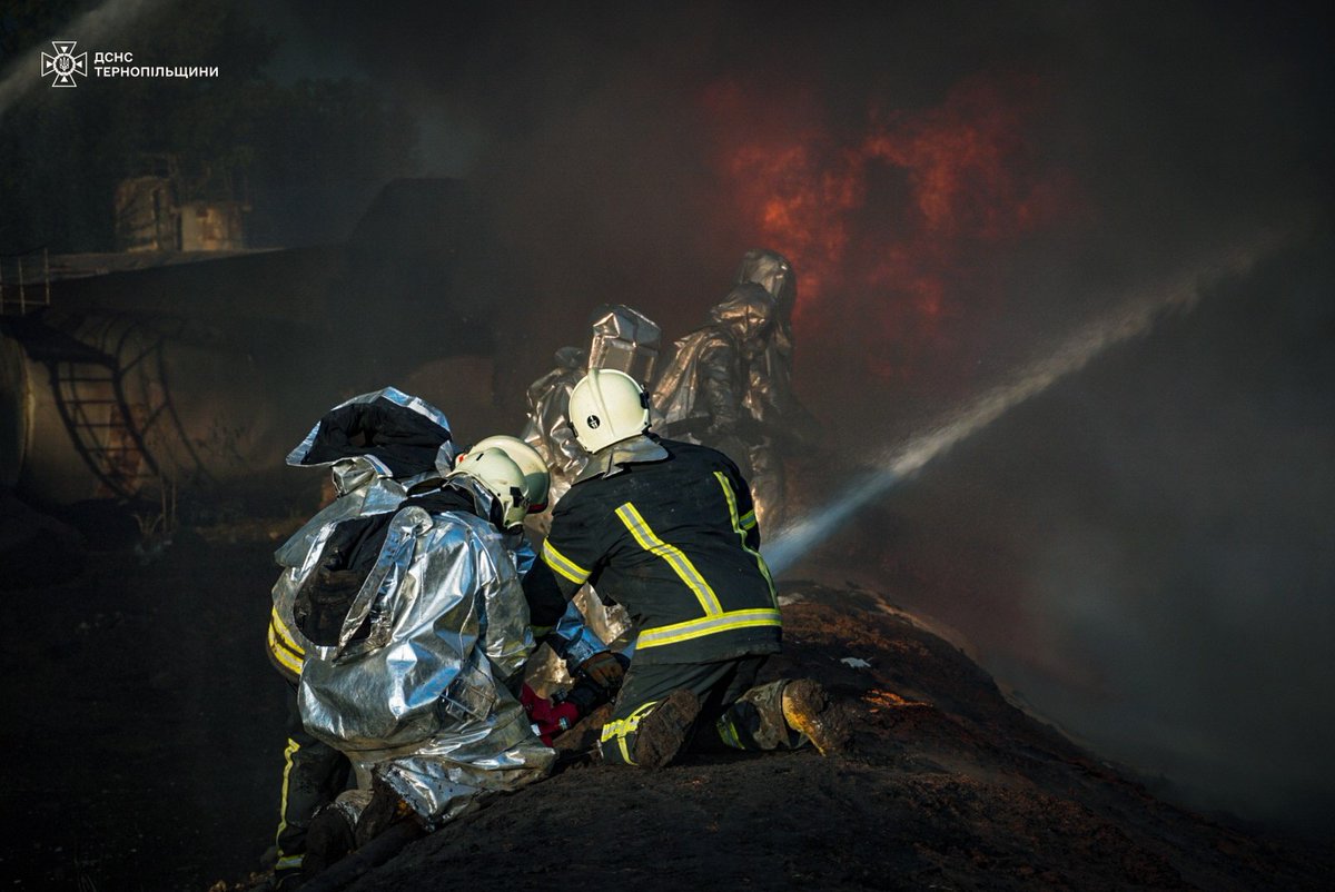 Brand im Industrieunternehmen nach russischem Angriff in Ternopil eingedämmt