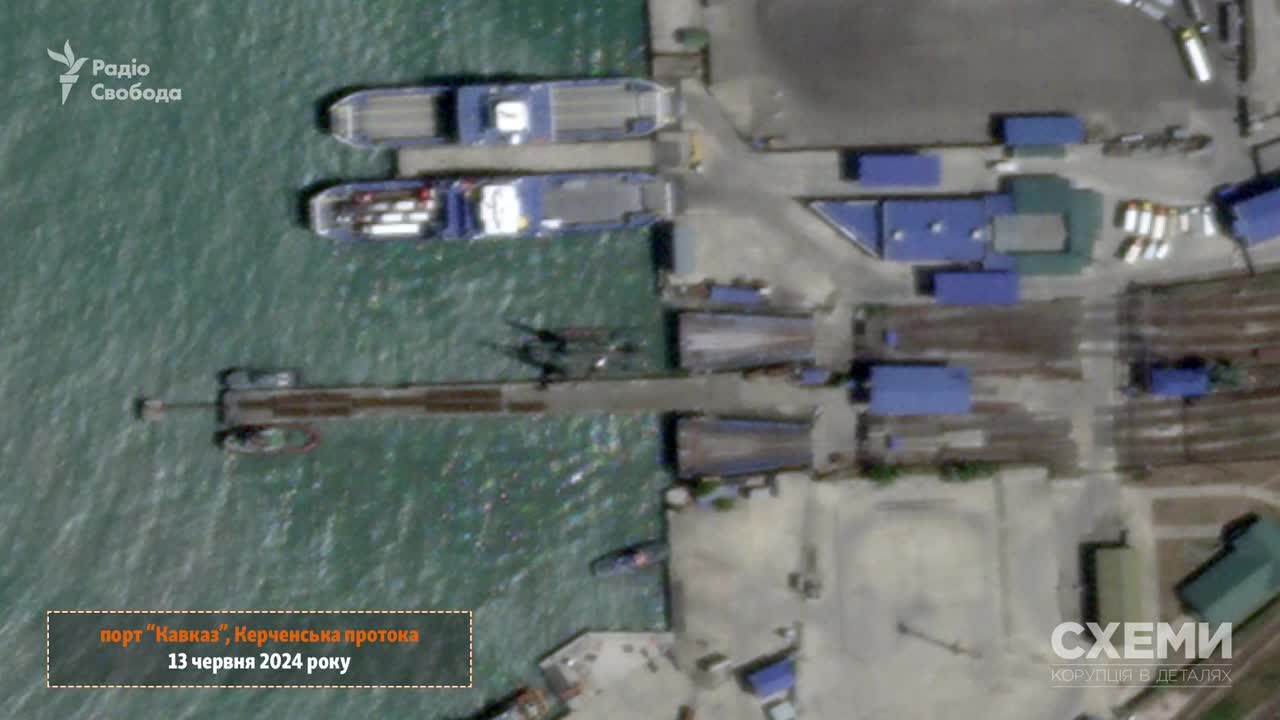 Von Radio Free Europe/Radio Liberty erhaltene Satellitenbilder von Planet Labs zeigen die Schäden im Hafen von Kavkaz nach einem ukrainischen Raketenangriff