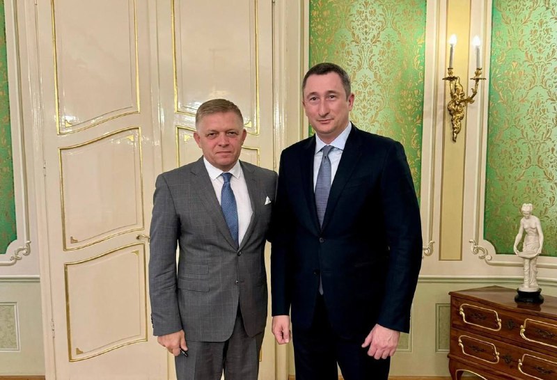 Der Vorstandsvorsitzende von Naftogaz OJSC, Oleksiy Chernyshov, traf sich mit dem slowakischen Premierminister Robert Fico. Sie besprachen die Zusammenarbeit zur Stärkung der Energiesicherheit angesichts moderner Herausforderungen