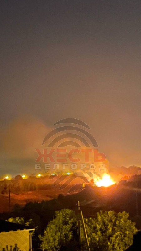 Incendio en Belgorod tras bombardeos y lanzamientos de misiles antiaéreos