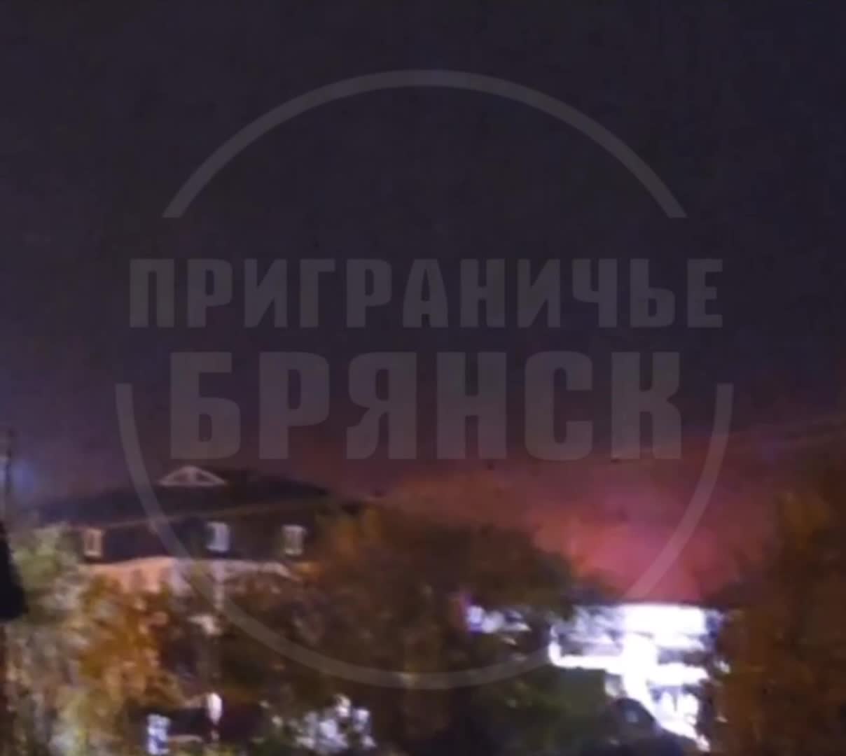 Explosiones en un depósito de municiones en Karachev, región de Bryansk