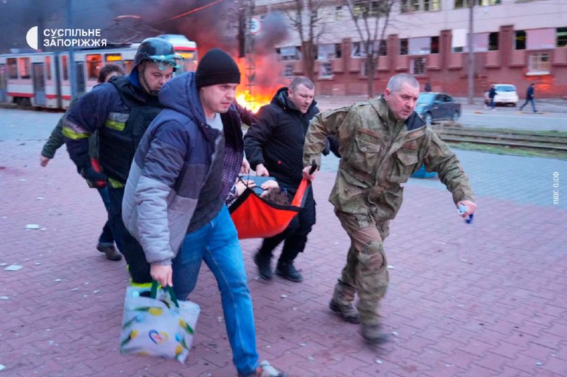 El número de muertos por los ataques aéreos rusos en Zaporizhia aumenta a 13 muertos y otros 18 heridos