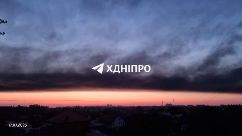 Погана якість повітря у Дніпрі через пожежі внаслідок ударів дронів типу Шахед