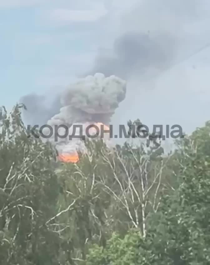 L'aviation russe a lancé au moins 6 bombes planantes sur Chostka ce matin