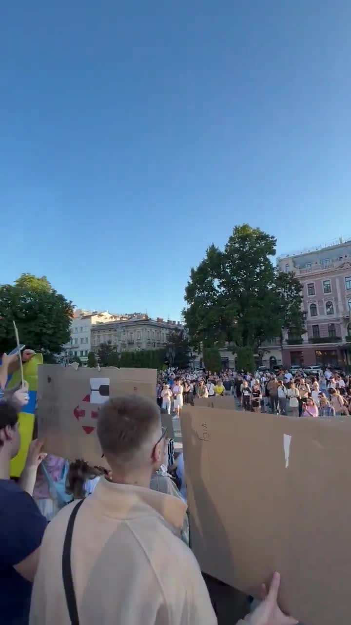 Protesta en Lviv contra la nueva ley aprobada por la Verjovna Rada