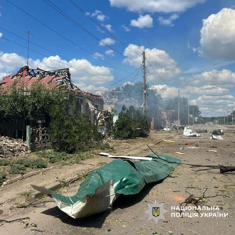 Значні пошкодження в Дружківці внаслідок двох ударів дронів