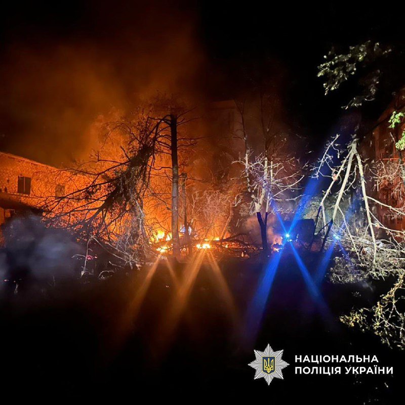 Bei russischen Bombardements in der Region Donezk gestern wurden drei Menschen getötet und 13 verletzt