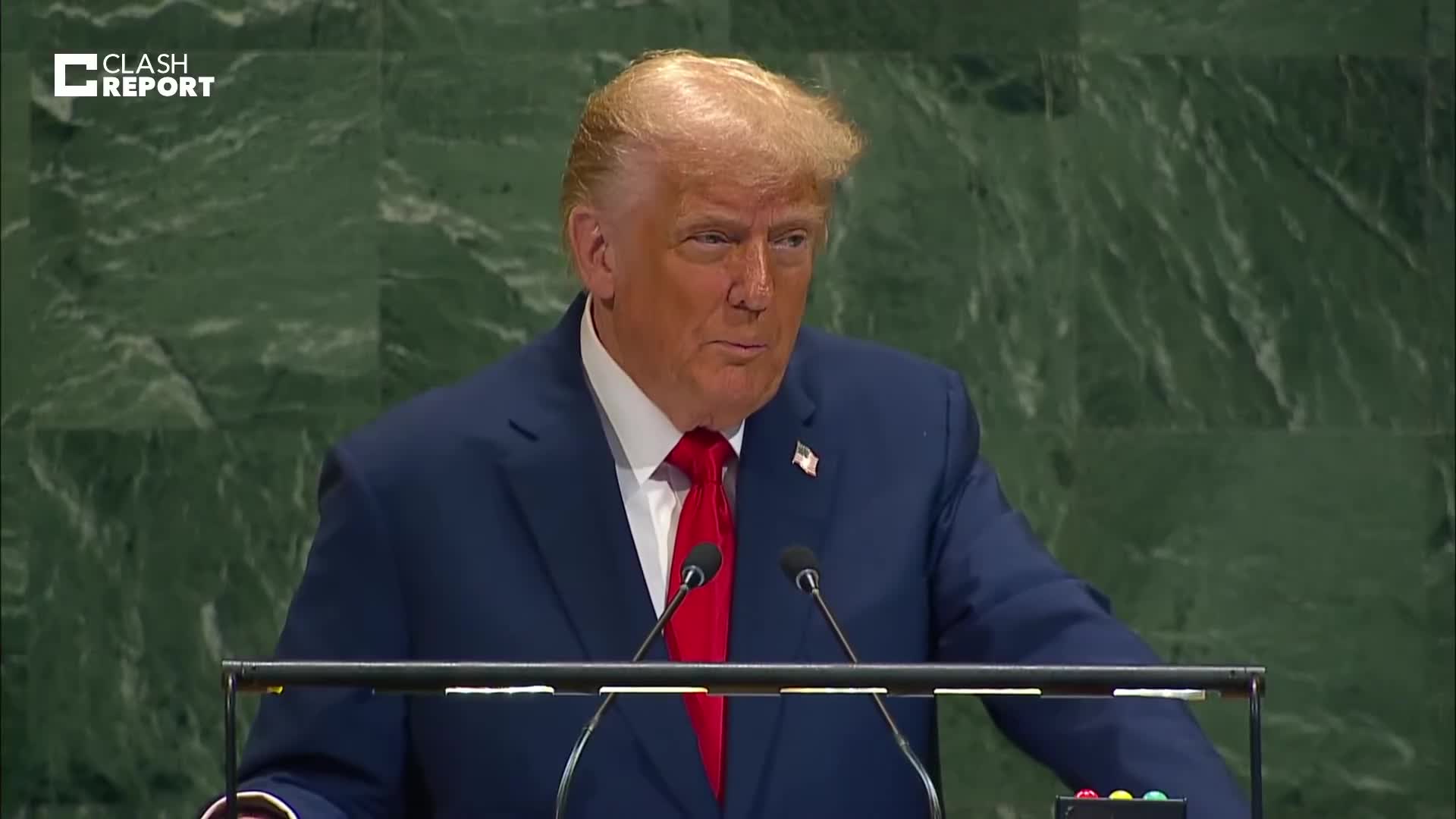 Trump: China und Indien sind die Hauptfinanziers des Krieges in der Ukraine, indem sie russisches Öl kaufen. Aber selbst die NATO-Länder haben russische Produkte nicht abgeschnitten, das habe ich vor zwei Wochen erfahren. Ich war nicht glücklich