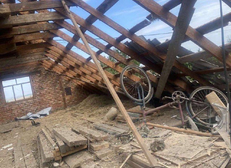 Deux personnes blessées suite à une frappe d'artillerie et de drone aujourd'hui dans la région de Dnipropetrovsk