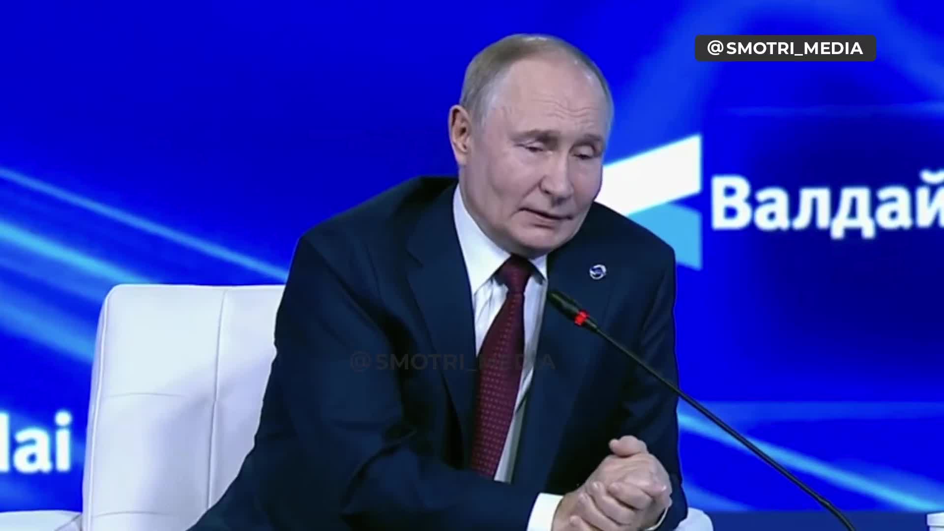 بوتن يهدد بمهاجمة محطات الطاقة النووية الأوكرانية