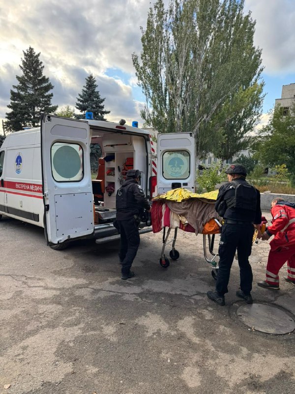 Dos personas murieron y tres resultaron heridas hoy en ataques con drones en Kostiantynivka.