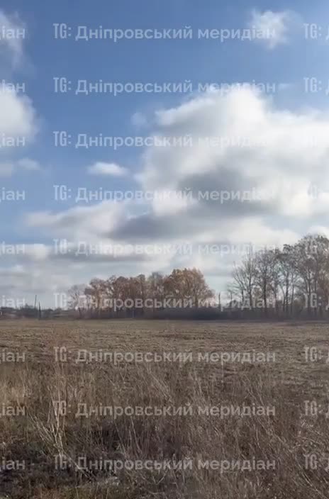 Au moins six explosions ont été signalées à Vasylkivka, dans la région de Dnipropetrovsk, ville soumise à des frappes de drones.