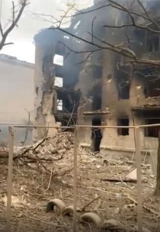 تم قصف كوستيانتينيفكا بصاروخ MLRS Smerch