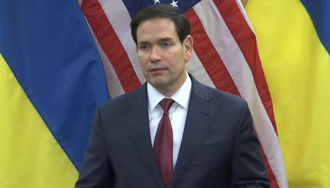 Marco Rubio begrüßt die „enormen Fortschritte in den Genfer Gesprächen mit der Ukraine und erklärt: „Es gibt noch ein paar Punkte, an denen wir arbeiten müssen. „Keiner davon ist unüberwindbar, sagt er. „Wir brauchen einfach mehr Zeit als wir heute hatten. Ich bin fest davon überzeugt, dass wir es schaffen werden.