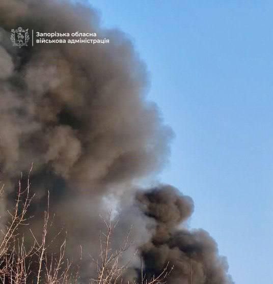 Fire in Zaporizhzhia as result of Russian attack