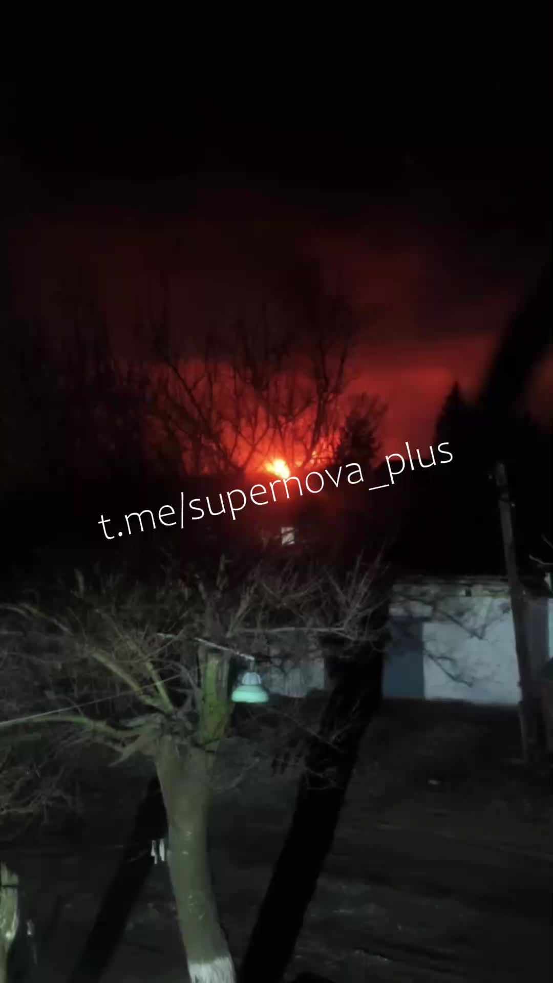 Fire reported at the oil depot in Makiivka