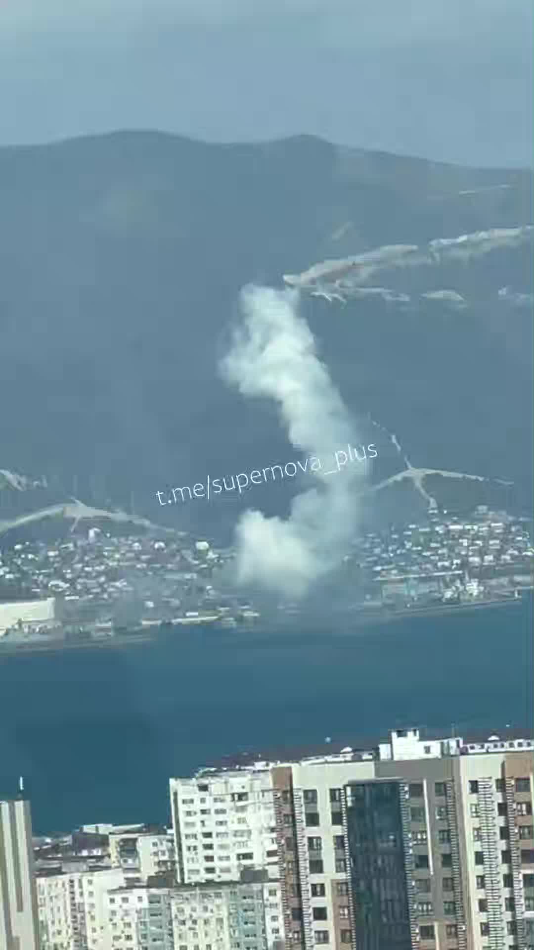 Rusya'nın Krasnodar Bölgesi'ndeki Novorossiysk'te hava savunma çalışmaları yürütüldü.