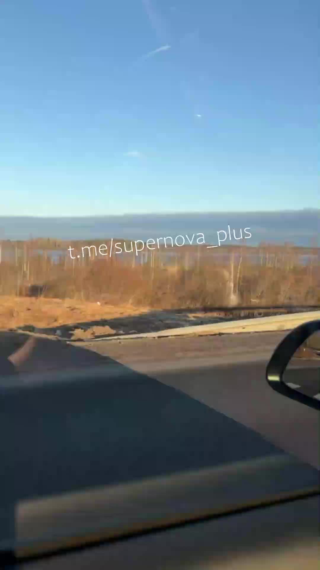 Rusya'nın Leningrad bölgesindeki Primorsk limanındaki yakıt depolarına insansız hava araçlarıyla saldırı düzenlendi.