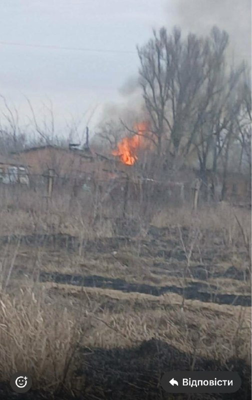Rus birlikleri, Kharkiv bölgesinin Zolochiv ilçesine bağlı Odnorobivka köyüne 5 Molniya İHA'sıyla saldırdı