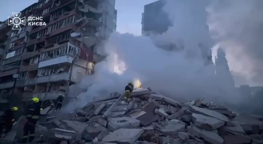 Russian missile destroyed a residential house in Kyiv