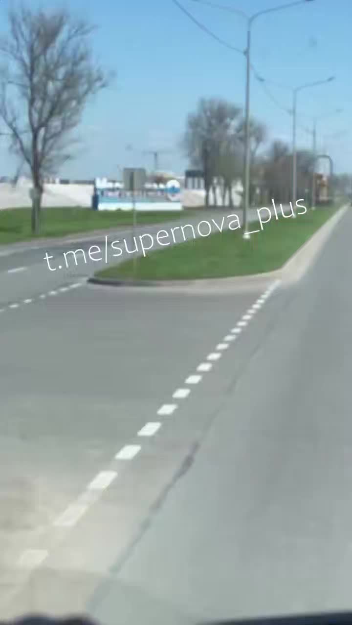 Video published showing targeted fuel trucks at Mariupol-Taganrog hihghway