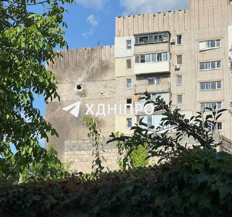 Several drones strikes in Dnipro city. Damage to residential houses
