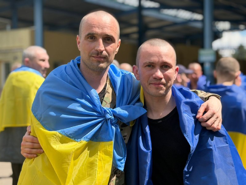 185 Ukrainian servicemen were released from Russian captivity in a new prisoners swap
