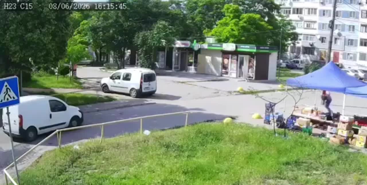 At least 2 killed, 15 wounded as result of Russian drone strike in Zaporizhzhia