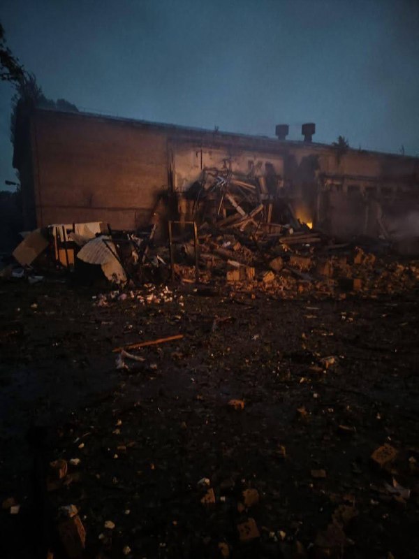 The attack destroyed the costume shop of the Dovzhenko Film Studio.