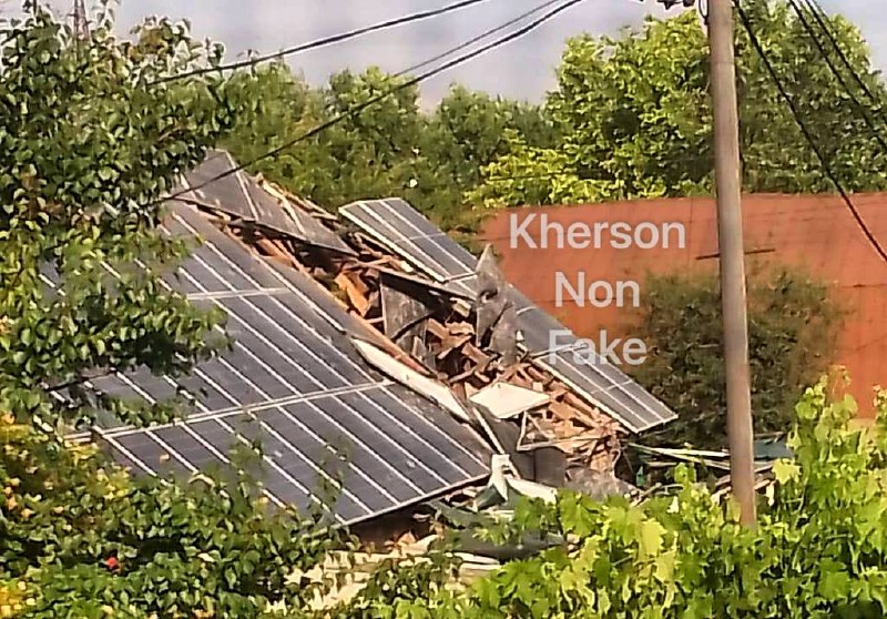 At least 1 person killed, 3 wounded as result of artillery shelling and drones strikes in Korabelny district of Kherson