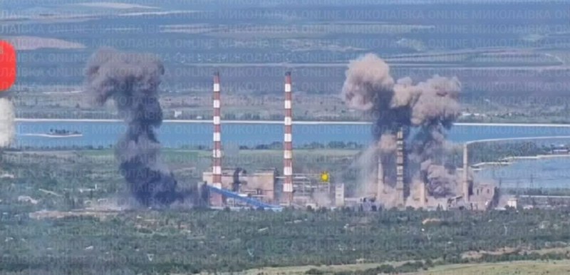 4 airstrikes reported at the power station in Sloviansk