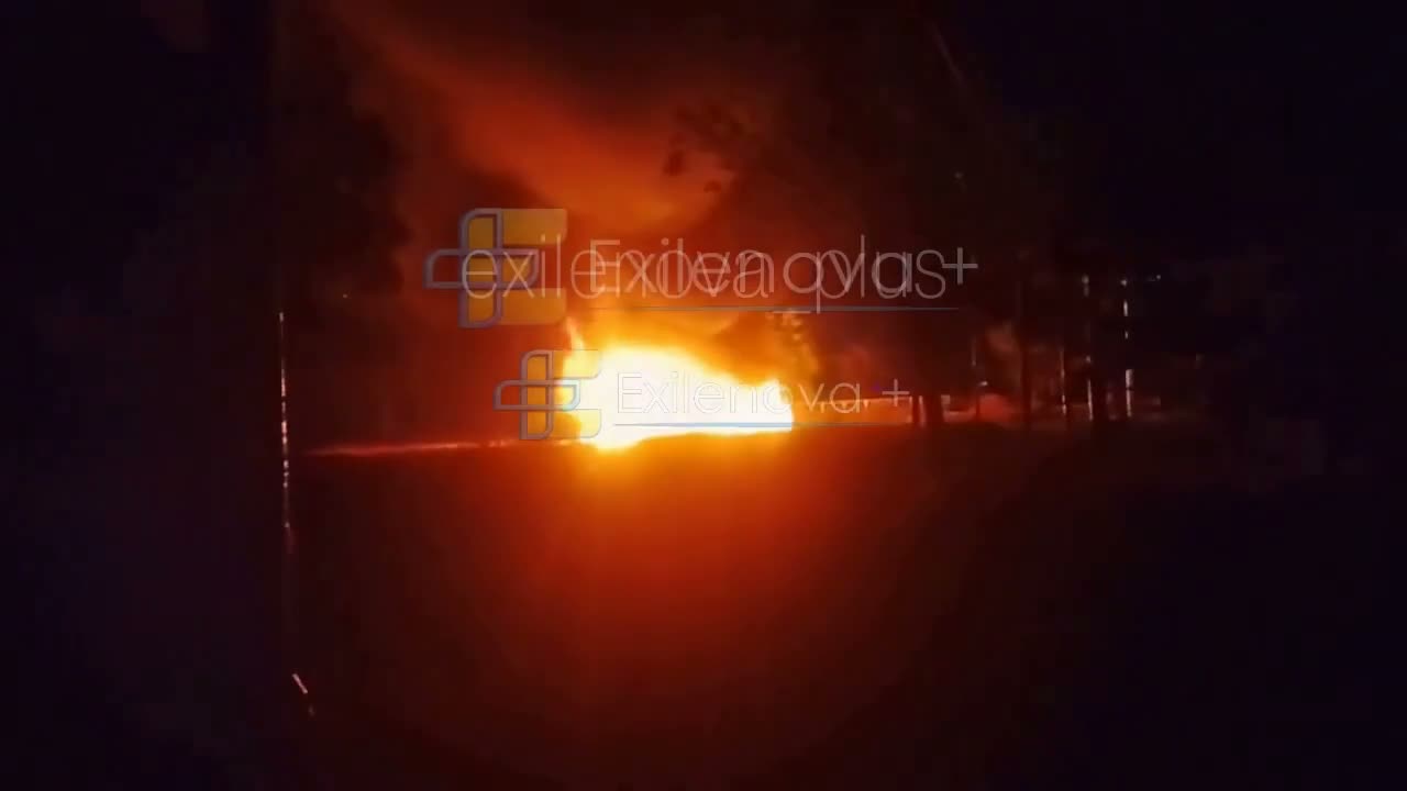 Fires in Mariupol after overnight strikes