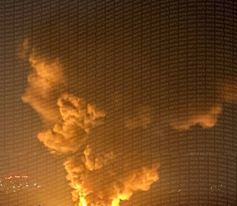 Big fire in Desnianskyi district in Kyiv after missile strike