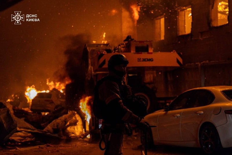 2 people wounded as result of Russian missile strike in Kyiv