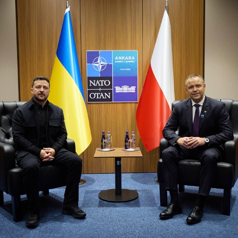 The President of Ukraine met with the President of Poland in Ankara. We have one common threat: it is Russia, and Poland and Ukraine only need strong relations. We agreed to continue the dialogue