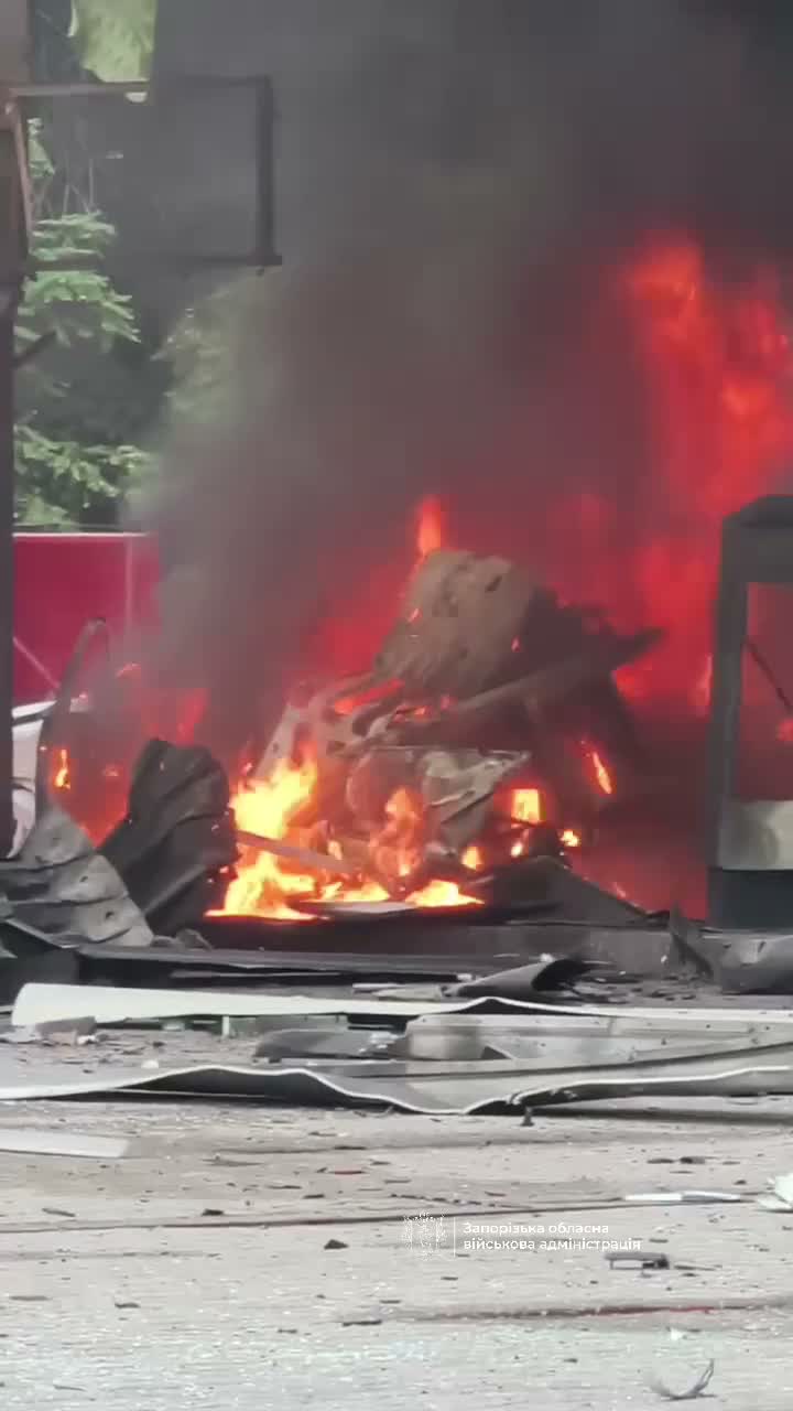 1 person killed, 3 wounded as result of drone strike at the fuel station in Zaporizhzhia