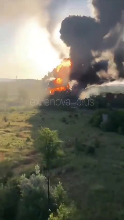 Ukrainian mid-range drones attacked the Shakhtarsk Railway Station in Russian-controlled Donetsk Oblast, resulting in a large fire breaking out that was recorded on NASA FIRMS